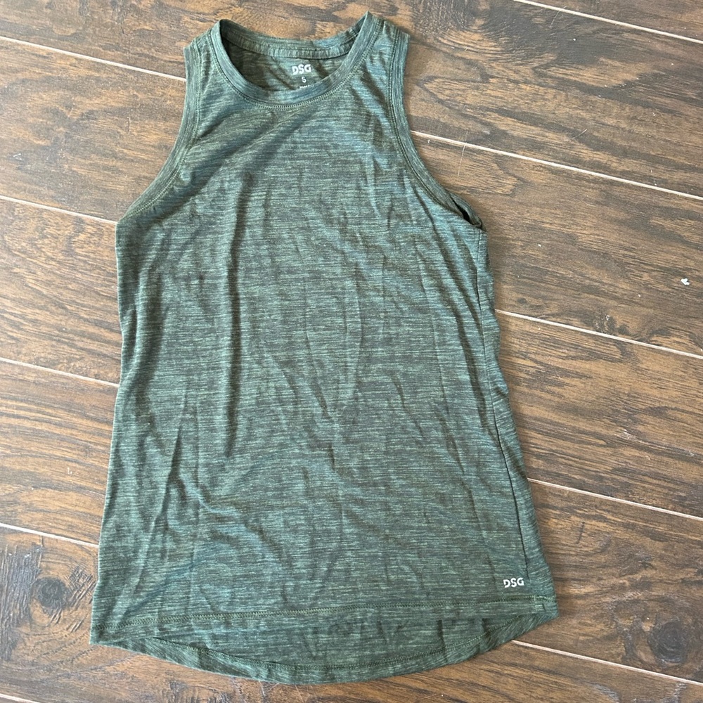 Dsg workout tank top